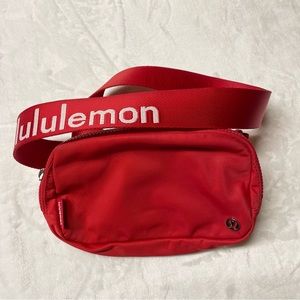 Everywhere Belt Bag Red and White *rare